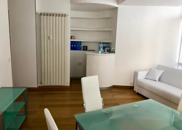 Apartment Skyline Su